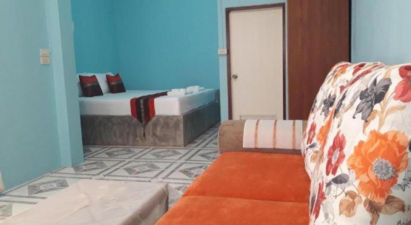 Oyo 769 Ban Thassanee Hotel Chiang Mai Ngoại thất bức ảnh
